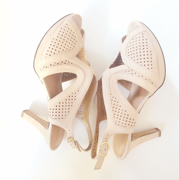 💕Clarks Women's Delsie Grace High Heel💕 - Picture 5 of 9